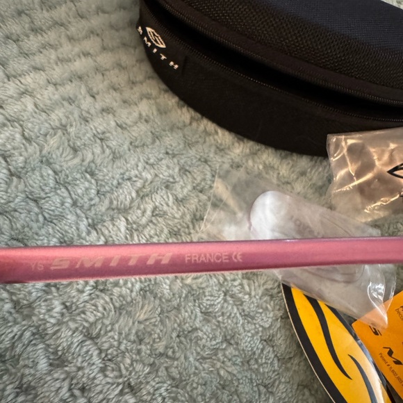 Smith Optics Slider Series sunglasses.🕶️ - Picture 7 of 9